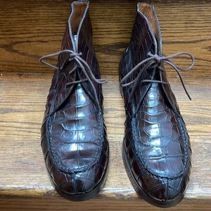 Men’s Brown Ralph Lauren Crocodile Ankle Boots. Beautiful boots! Never worn!!